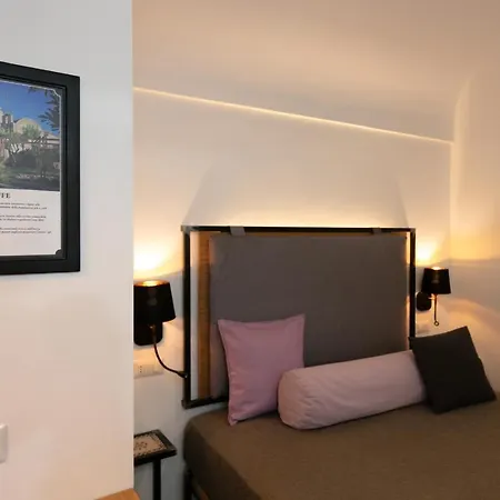 Bellamania 4* אנה קאפרי