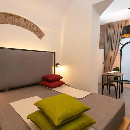 Bed & Breakfast Bellamania 2*